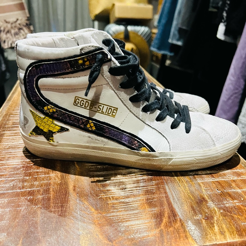 Golden Goose White High-Top Sneakers with Black Laces and Yellow Star